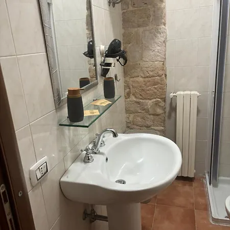 La Torretta Di Sant Anna 3* トラーニ